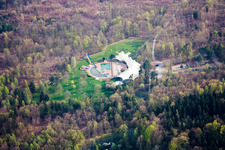 Waldbad im Ortsteil Schöllbronn in Ettlingen im Bundesland Baden-Württemberg, Deutschland