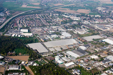 Daimler Teilelager, Mecedes Glaslager in Ettlingen im Bundesland Baden-Württemberg, Deutschland