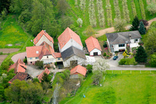 Mühle Am Erlenbach in Winden im Bundesland Rheinland-Pfalz, Deutschland von oben