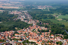 Schrägluftbild von Lauterbourg (Elsass) im Bundesland Bas-Rhin, Frankreich