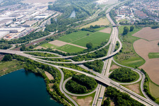 Autobahnkreuz Hagenbach A65 im Ortsteil Maximiliansau in Wörth am Rhein im Bundesland Rheinland-Pfalz, Deutschland