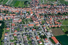 Kirchstr in Hatzenbühl im Bundesland Rheinland-Pfalz, Deutschland