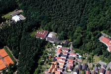 Paulat Kunststoffe in Hatzenbühl im Bundesland Rheinland-Pfalz, Deutschland