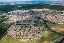 Ortsteil Kirrlach in Waghäusel im Bundesland Baden-Württemberg, Deutschland von oben