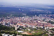 Karlsruhe von Süden (Europahalle, ZKM) im Ortsteil Südweststadt im Bundesland Baden-Württemberg, Deutschland