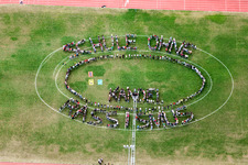 Schüler-Demonstration der IGS "Schule ohne Rassismus" in Kandel im Bundesland Rheinland-Pfalz, Deutschland