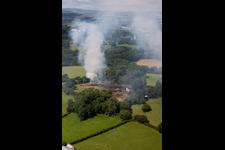 Schrägluftbild von Staverton im Bundesland England, Großbritanien