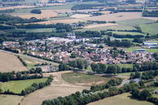 Luftaufnahme von Vibraye im Bundesland Sarthe, Frankreich