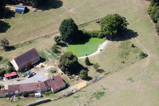 Melleray im Bundesland Sarthe, Frankreich von oben