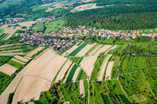 Luftbild von Dorfansicht im Ortsteil Niebelsbach in Keltern im Bundesland Baden-Württemberg, Deutschland