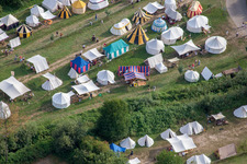 Schrägluftbild von Mittelalterl. Fest in Jockgrim im Bundesland Rheinland-Pfalz, Deutschland