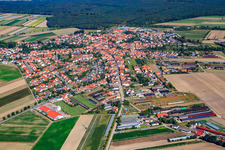 Rheinzabern von Südosten im Bundesland Rheinland-Pfalz, Deutschland