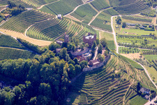 Gebäude der Jugendherberge Schloss Ortenberg in Ortenberg im Bundesland Baden-Württemberg, Deutschland