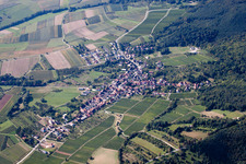 Rott im Bundesland Bas-Rhin, Frankreich von einer Drohne aus