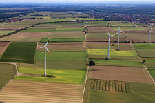 Windkraftanlagen des Windpark Minfeld im Bundesland Rheinland-Pfalz, Deutschland