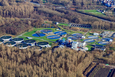 Luftaufnahme von Klärwerk Karlsruhe im Ortsteil Knielingen im Bundesland Baden-Württemberg, Deutschland