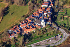 St. Dionysius im Hinterstädtel von Süden in Jockgrim im Bundesland Rheinland-Pfalz, Deutschland