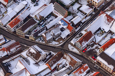 Nachtwächterhaus bei Schnee in Winden im Bundesland Rheinland-Pfalz, Deutschland