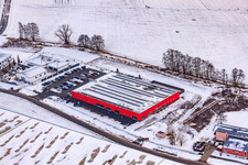 Bienwald Fitness World bei Schnee im Ortsteil Minderslachen in Kandel im Bundesland Rheinland-Pfalz, Deutschland