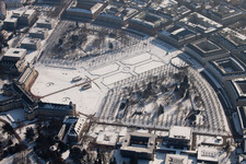 Karlsruhe, Schloss im Ortsteil Innenstadt-West im Bundesland Baden-Württemberg, Deutschland von oben