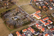 Friedhof im Ortsteil Karlsdorf in Karlsdorf-Neuthard im Bundesland Baden-Württemberg, Deutschland