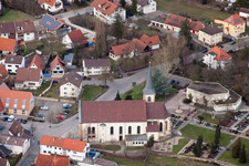 St. Lambertus und Friedhof im Ortsteil Bad Mingolsheim in Bad Schönborn im Bundesland Baden-Württemberg, Deutschland