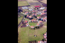 Luftaufnahme von Klinikgelände des Psychiatrischen Zentrum Nordbaden in Wiesloch im Ortsteil Altwiesloch im Bundesland Baden-Württemberg, Deutschland