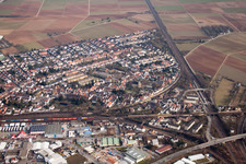 Luftbild von Ortsteil Friedrichsfeld in Mannheim im Bundesland Baden-Württemberg, Deutschland