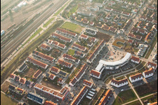 Gerd-Dehof-Pl im Ortsteil Neuhermsheim in Mannheim im Bundesland Baden-Württemberg, Deutschland