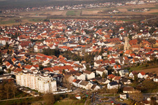 Luftbild von Ortsansicht der Straßen und Häuser der Wohngebiete in Brühl im Bundesland Baden-Württemberg, Deutschland
