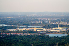 Daimler von Südwesten in Wörth am Rhein im Bundesland Rheinland-Pfalz, Deutschland