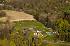 Schrägluftbild von Durlach, ehemalige Schmieder-Villa in Karlsruhe im Bundesland Baden-Württemberg, Deutschland