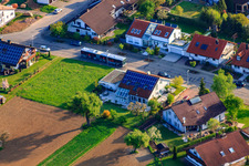 Rieslingstr im Ortsteil Stupferich in Karlsruhe im Bundesland Baden-Württemberg, Deutschland aus der Luft betrachtet