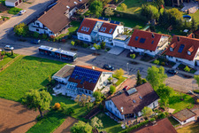 Drohnenaufname von Rieslingstr im Ortsteil Stupferich in Karlsruhe im Bundesland Baden-Württemberg, Deutschland