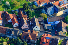 Schrägluftbild von Palmbacher Straße im Ortsteil Stupferich in Karlsruhe im Bundesland Baden-Württemberg, Deutschland