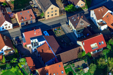 Drohnenbild von Thomashofstr im Ortsteil Stupferich in Karlsruhe im Bundesland Baden-Württemberg, Deutschland