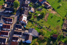 Enzianstr im Ortsteil Stupferich in Karlsruhe im Bundesland Baden-Württemberg, Deutschland vom Flugzeug aus