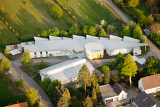 Luftbild von Schulgebäude der Grundschule Würmersheim im Ortsteil Würmersheim in Durmersheim im Bundesland Baden-Württemberg, Deutschland