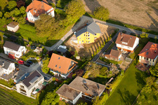 Schrägluftbild von Ortsteil Durlach in Karlsruhe im Bundesland Baden-Württemberg, Deutschland