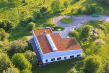 Luftbild von Ivan und Oto Milovac Maschinenbau GmbH im Ortsteil Stupferich in Karlsruhe im Bundesland Baden-Württemberg, Deutschland