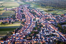 Dorfansicht in Hatzenbühl im Bundesland Rheinland-Pfalz, Deutschland