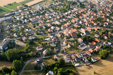 Bischwiller im Bundesland Bas-Rhin, Frankreich aus der Drohnenperspektive
