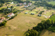 Drohnenaufname von Soufflenheim , Golfclub Soufflenheim Baden-Baden im Bundesland Bas-Rhin, Frankreich