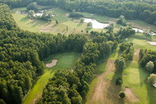 Soufflenheim , Golfclub Soufflenheim Baden-Baden im Bundesland Bas-Rhin, Frankreich von der Drohne aus gesehen