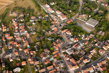 Schrägluftbild von Soufflenheim im Bundesland Bas-Rhin, Frankreich