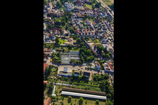 Gewächshäuser an der Neuen Landstr in Rülzheim im Bundesland Rheinland-Pfalz, Deutschland