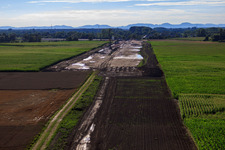Baustelle zum Bau des Polders bei Neupotz im Bundesland Rheinland-Pfalz, Deutschland aus der Vogelperspektive