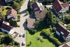 Varnhalt, Gartenstr im Ortsteil Gallenbach in Baden-Baden im Bundesland Baden-Württemberg, Deutschland aus der Vogelperspektive