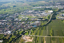 Industriegebiet mit Schäffler Automotive in Bühl im Bundesland Baden-Württemberg, Deutschland