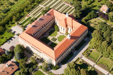 Gebäudekomplex des Klosters Kloster der Franziskanerinnen Erlenbad e.V. Erlenbadstraße im Ortsteil Obersasbach in Sasbach im Bundesland Baden-Württemberg, Deutschland
